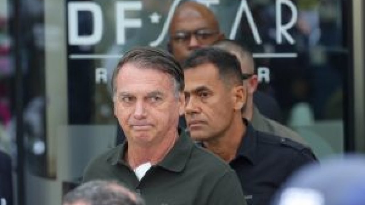 Bolsonaro-3-300x200-1
