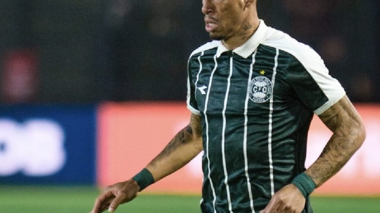 Breno-Lopes-Coritiba.jpg
