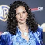 Bruna-Marquezine-Besouro-Azul