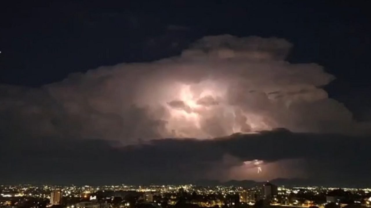 Chuvas-no-Litoral-vista-de-Curitiba.jpg