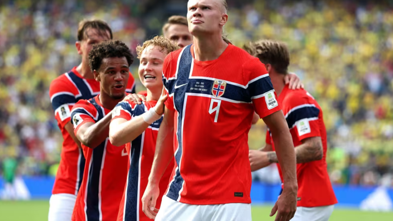 Com-dois-gols-de-Halaand-Noruega-elimina-o-Brasil-e-avanca-as-oitavas-de-final
