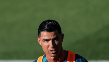 Cristiano Ronaldo durante treinamento de Portugal — Foto: Cristiano Ronaldo dura