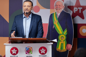 Presidente do PT, Edinho Silva, durante o IV Encontro Nacional de Evangélicos e