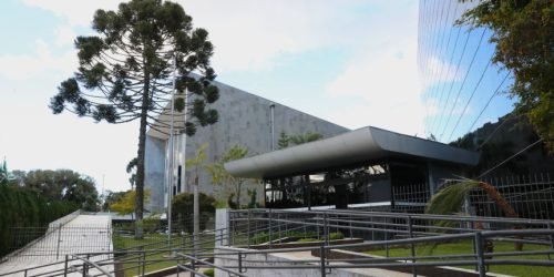 EMsDqi3AevnHZryXviYRHEcE15ZntDG1dXMceNpF