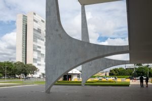 Fachada do Congresso Nacional e Palácio do Planalto deputados e senadores — Foto