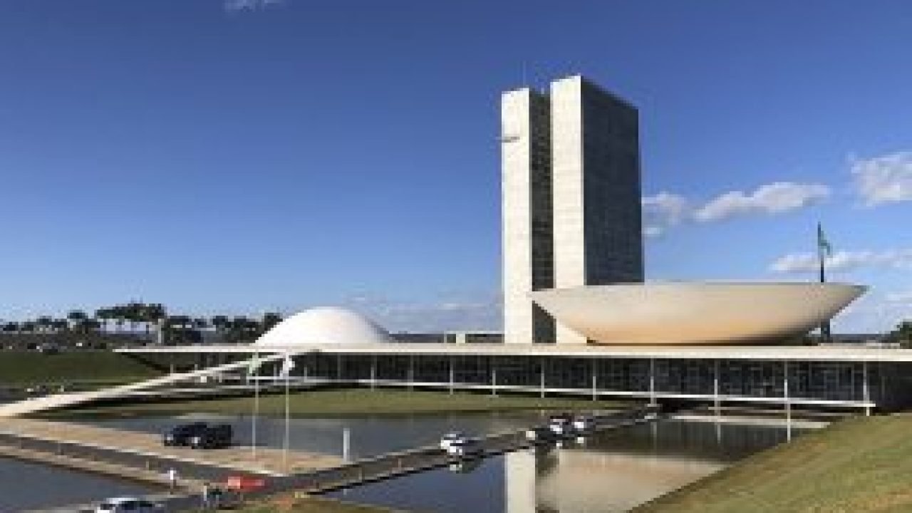 Fachada-do-Congresso-Nacional-que-abriga-a-Camara-dos-Deputados-e-o-Senado-Federal-em-Brasilia-DF-em-alusao-a-nota-sobre-a-CPMI-do-INSS-300x225-1