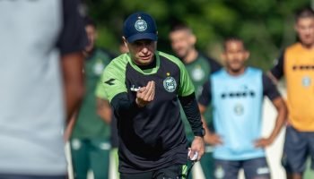 Fernando-Seabra-comando-treino-Coritiba