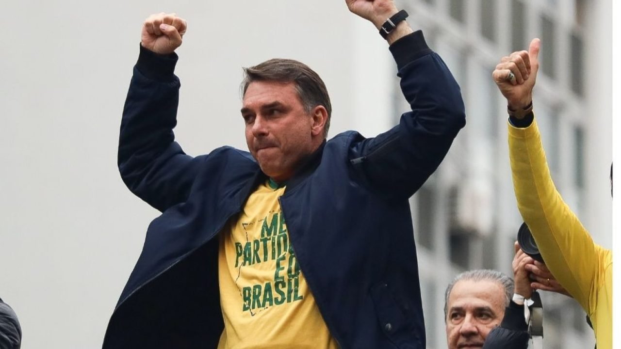 Flavio-Bolsonaro-1