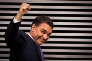 Flavio-Bolsonaro-300x198-1