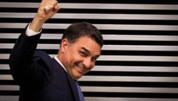 Flavio-Bolsonaro-300x198-1