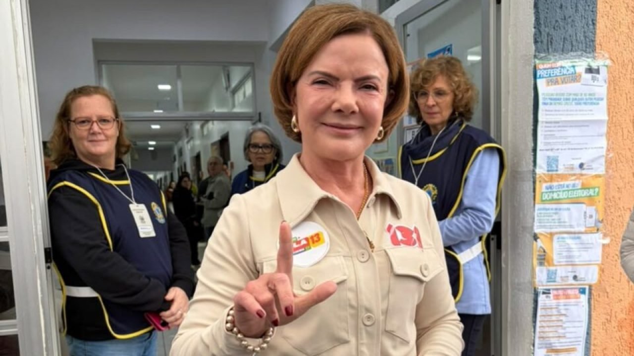 Gleisi-vota-eleicoes-960x592-1