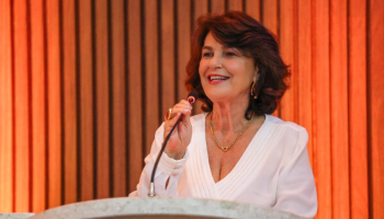 GzY4FPNJpYjNHoJ2F2bS6cS7H0t2FAmQBfonVgTc