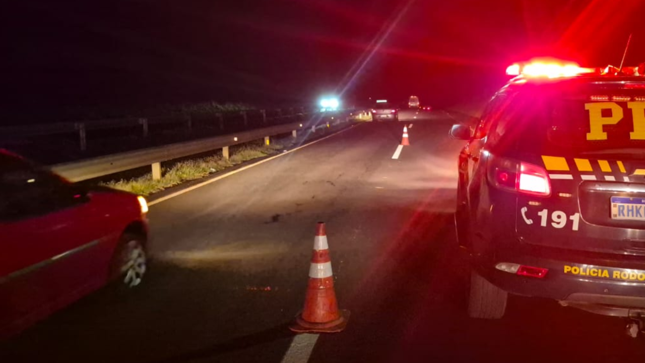 Idoso-para-em-acostamento-para-urinar-e-morre-atropelado-no-Parana