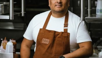Imprensa 10 anos - Chef Carlos Alata - Foto de Nenad Radovanovic
