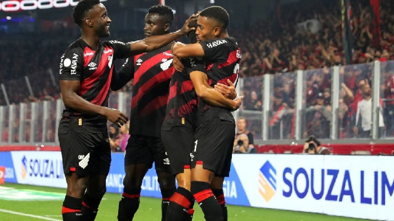 Mendonza-Viveros-Joao-Cruz-e-Leozinho.jpg
