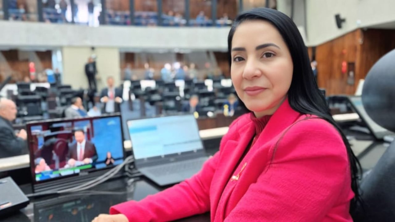 NDpmLi37rbs1YQ1Tvn2V0EcvJ5o1Rt4H9arTILOj