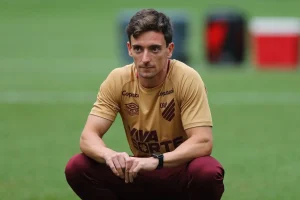 NOB9w5Dp-joao-correia-cap2-1