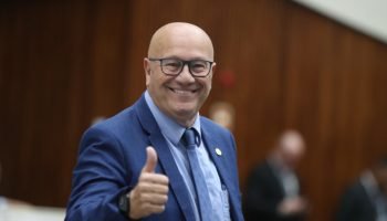 OOFHAiLhFKcxbMt9e4qWAFBivCnvf1crZnDPd8yV