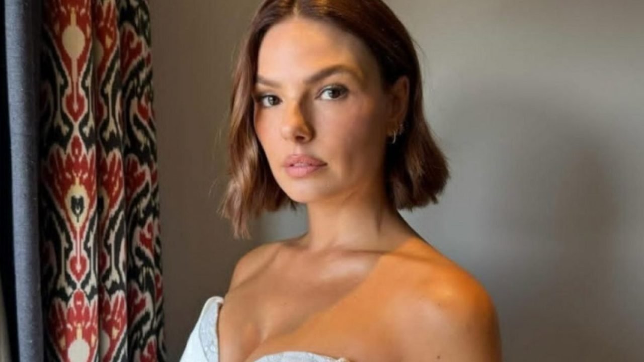 Foto: 1 de 1 Foto colorida de Isis Valverde - Metrópoles - Foto: Reprodução/Inst