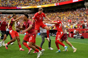 Suica-supera-a-Colombia-nos-penaltis-e-volta-as-quartas-de-final-da-Copa-apos-72-anos
