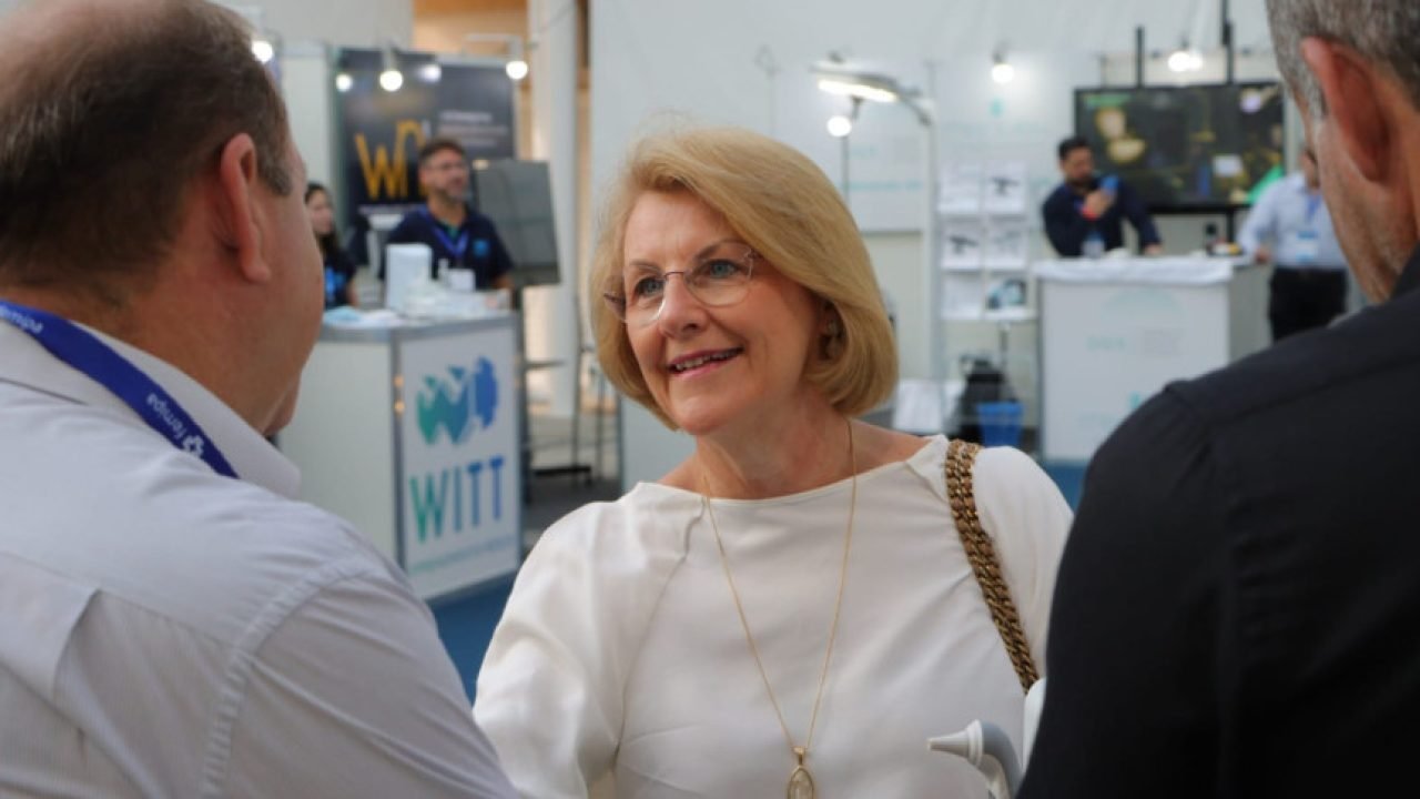 Tp0H2BejvrqLHNLozH0ewreDbbVF6GPOzaRLiz3T