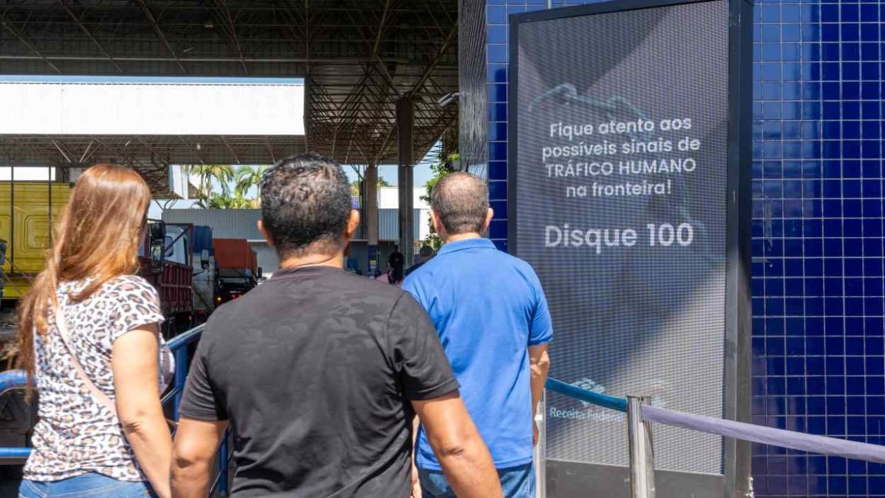 Trafico-humano-receita-federal-Foto-Marcos-Labanca-16