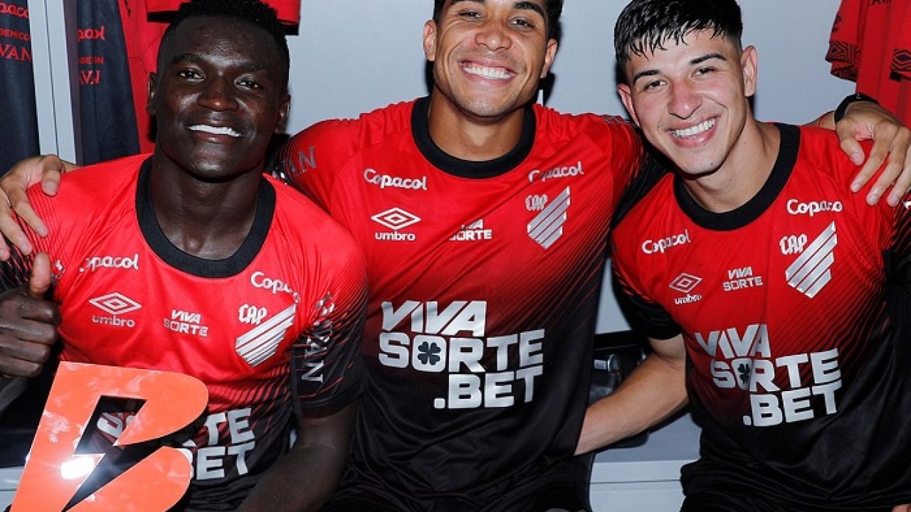 Viveros, Julimar e Esquivel — Foto: Viveros, Julimar e Esquivel (Foto: Duda Mato