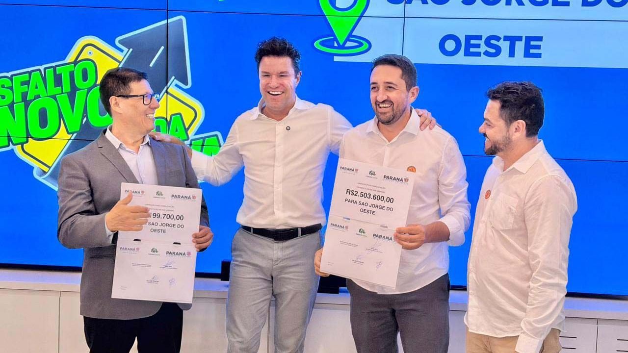 Governo do Paraná, Secid, pavimentação asfáltica, Guto Silva