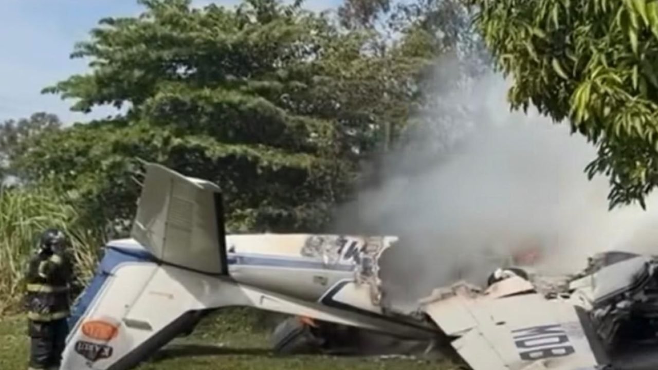 URGENTE: Avião de pequeno porte cai em Marília/SP; VEJA VÍDEO — Foto: URGENTE: A