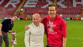 Time do ator de Deadpool surpreende e elimina Nottingham Forest — Foto: Reproduç