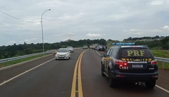 Acidente na Perimetral Leste — Foto: H2FOZ