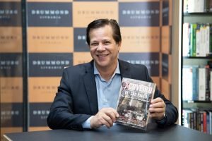 Acir Filló lança livro sobre a violência no Brasil. — Foto: 1 de 1 acir-fillo -