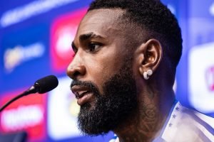 Gerson na apresentação no Cruzeiro — Foto: Gustavo Aleixo/CruzeiroGerson na apre