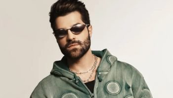 Alok em show de drones na praia de Copacabana, no Rio de Janeiro. — Foto: Govern