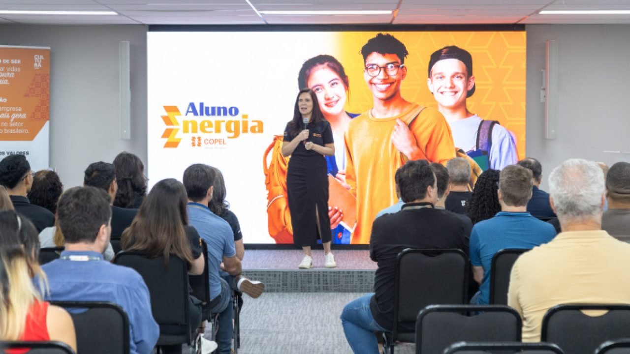 Programa de bolsas e tutoria da Copel — Foto: Governo do Paraná