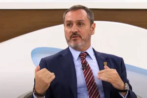 andrei-rodrigues-policia-federal-roda-viva-e1738065672973
