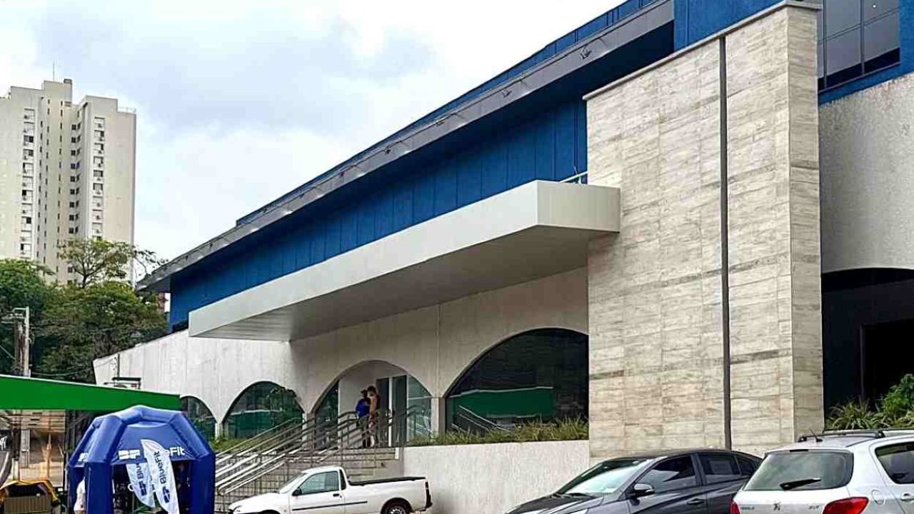 antiga-caixa-avenida-jk