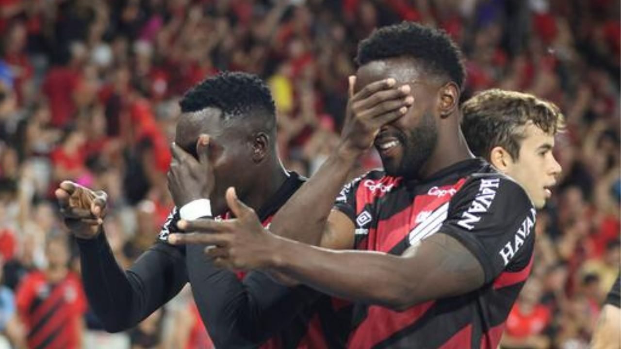 athletico-formacao-ideal-carneiro-neto