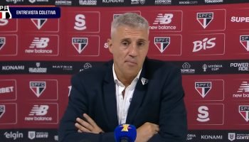 Crespo durante coletiva após derrota para o Mirassol — Foto: ReproduçãoCrespo du