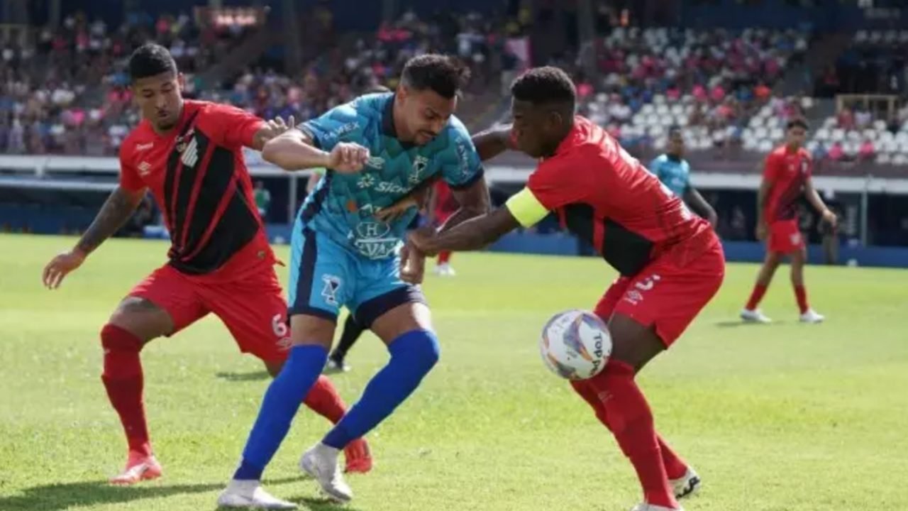 azuriz-x-athletico-paranaense