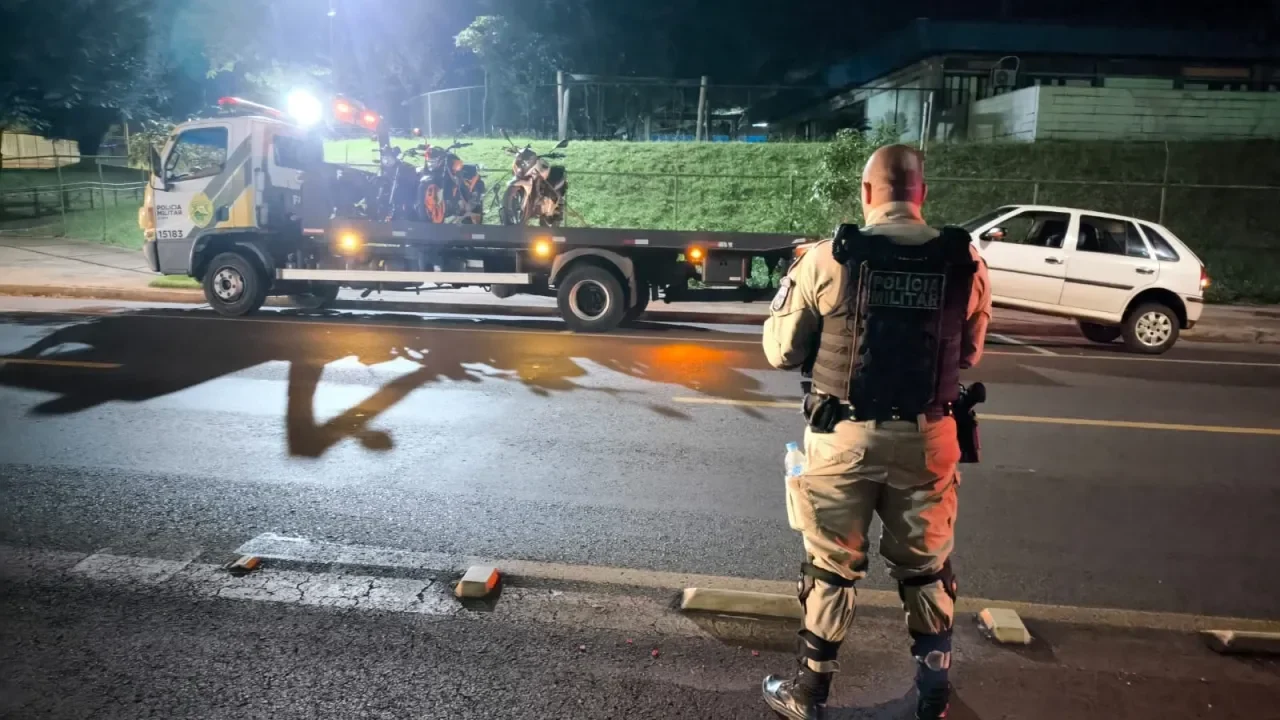 A operação de trânsito na Região Oeste registrou 30 pessoas abordadas. — Foto: A