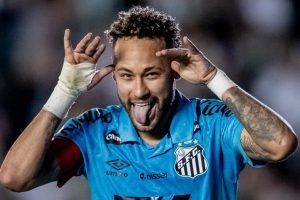 Neymar curte o Carnaval em publicações nas redes sociais. — Foto: Léo Piva / San