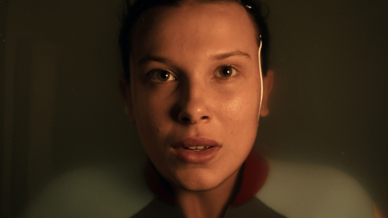Millie Bobby Brown como Eleven em Stranger Things — Foto: 1 de 1 foto com cor. m