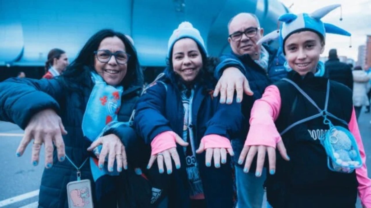 Torcedores do Celta de Vigo com as unhas pintadas — Foto: Divulgação/Celta de Vi