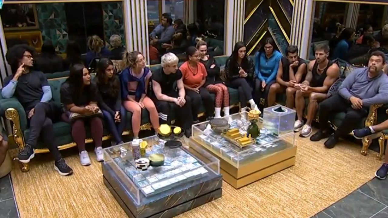 Foto: 1 de 1 Imagem colorida dos participantes do BBB 26 na sala do reality - Me