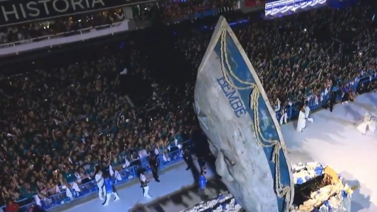 Barco da comissão de frente da Beija-Flor — Foto: 1 de 1 Barco da comissão de fr