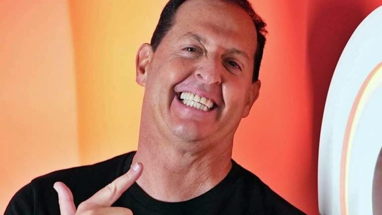 Foto: 1 de 1 Apresentador Benjamin Back, o Benja - Foto: Reprodução