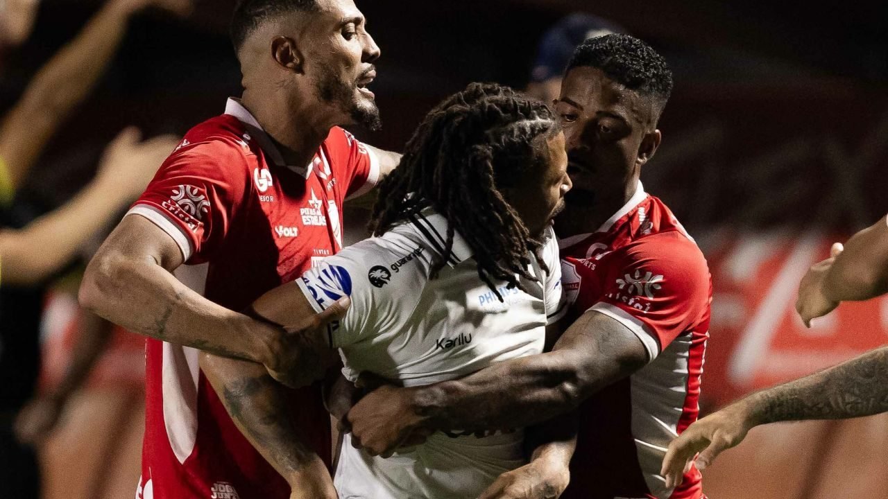 berto-operario-vila-nova-racismo