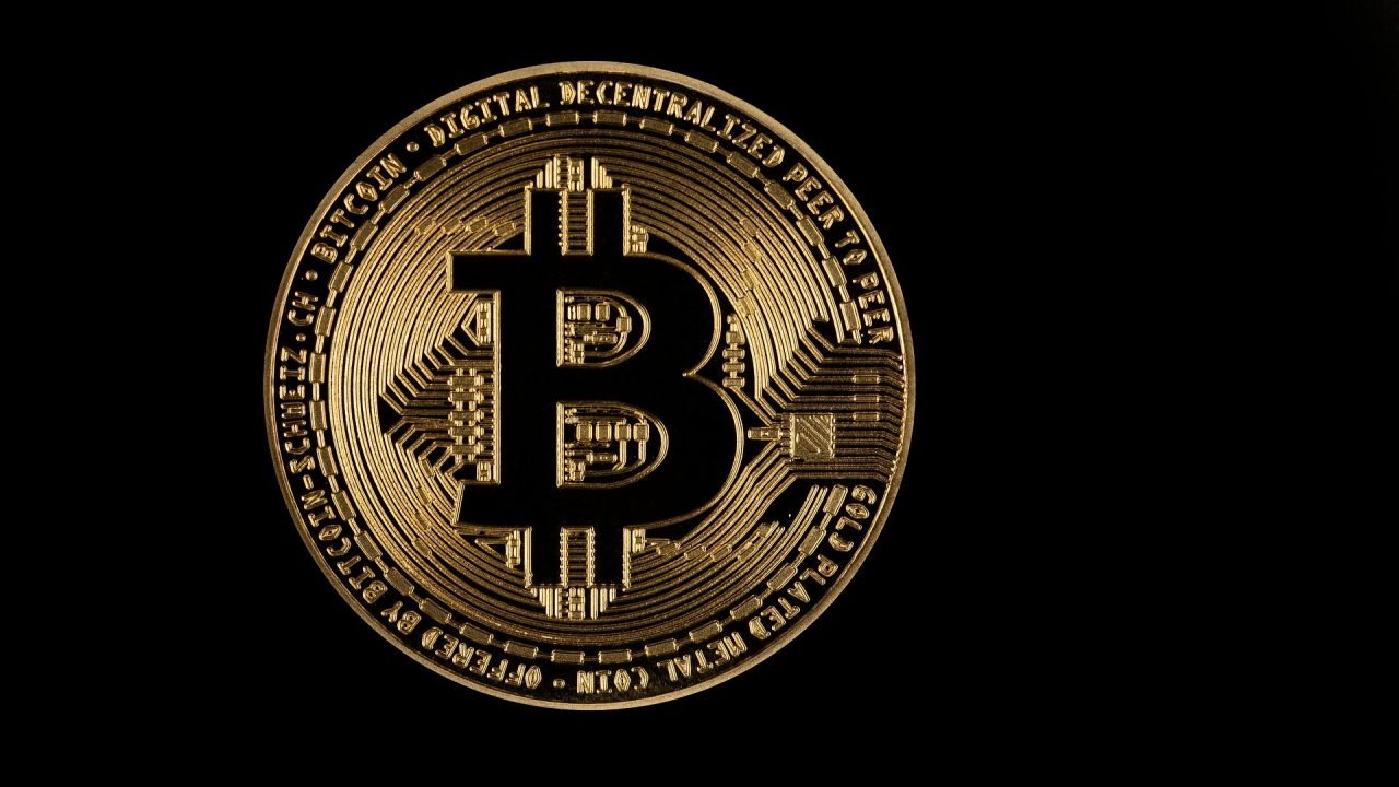 bitcoin-schweiz-bitcoin-6024248_1920