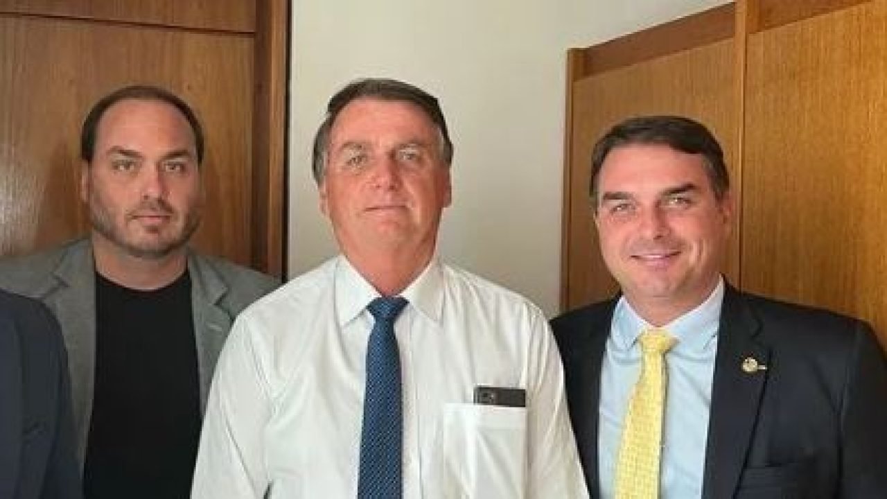 bolsonaro-x-flavio-x-carlos-flickr-cnn4